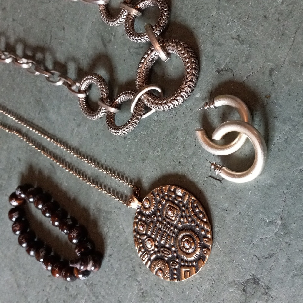 Fun Jewelry Lot - Picture 2 of 7